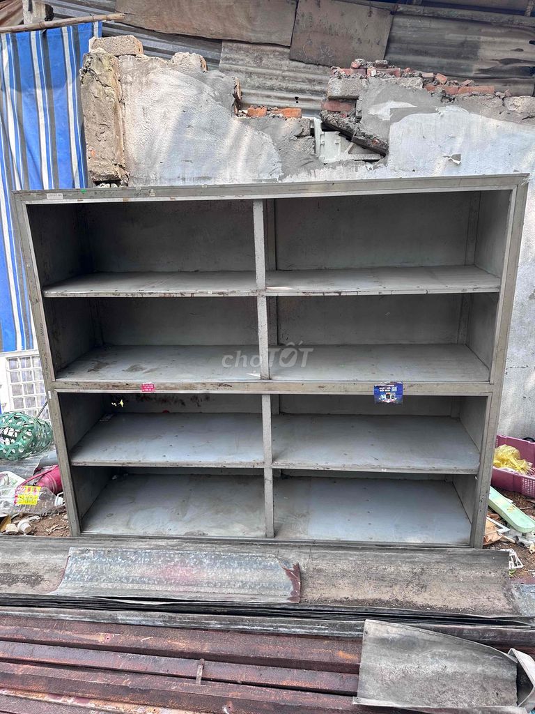 Kệ trưng bày kim loại 1.8x2m Xám. Mua bán Tủ, kệ gia đình tại Thành phố Tuyên Quang Tuyên Quang được đăng bởi quân  hình 1