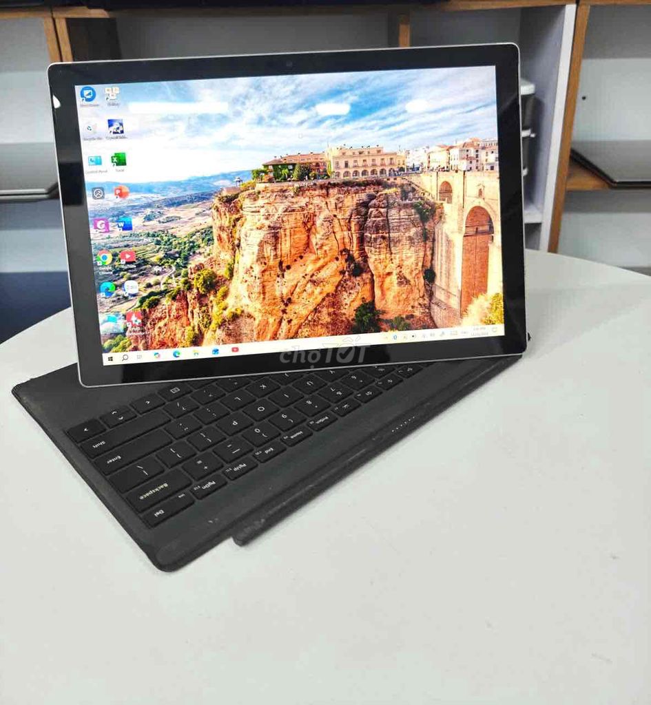 SURFACE PRO7 VĂN PHÒNG CAO CẤP MÀN CẢM ỨNG PHÍM TH. Mua bán Laptop tại Thành phố Thuận An Bình Dương được đăng bởi Lan Hương hình 1