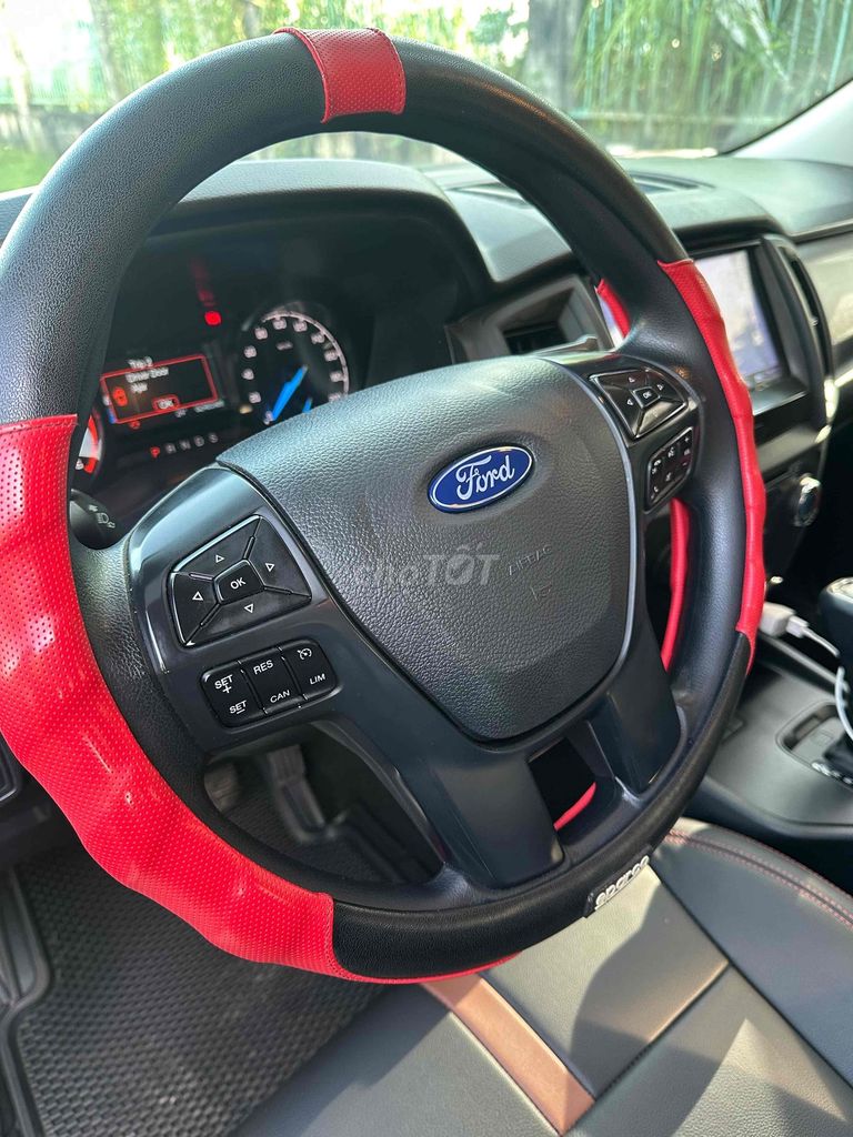 Ford Ranger 2019 Số tự động 60000 km Đen. Mua bán Ô tô tại Thành phố Biên Hòa Đồng Nai được đăng bởi HÙNG PHƯỢNG CAR hình 2