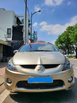 Mitsubishi Grandis 2010 Vàng cát 125000 km
