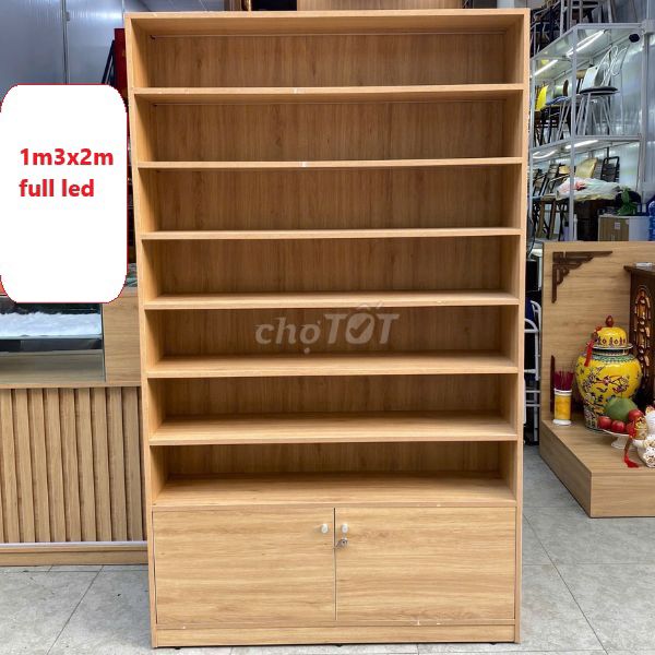 Kệ sách gỗ vàng 2mx1m3, kệ trưng bày gỗ full led. Mua bán Tủ, kệ gia đình tại Quận Gò Vấp Tp Hồ Chí Minh được đăng bởi Kho Nội thất Cũ Mới Phú Nhàn hình 1