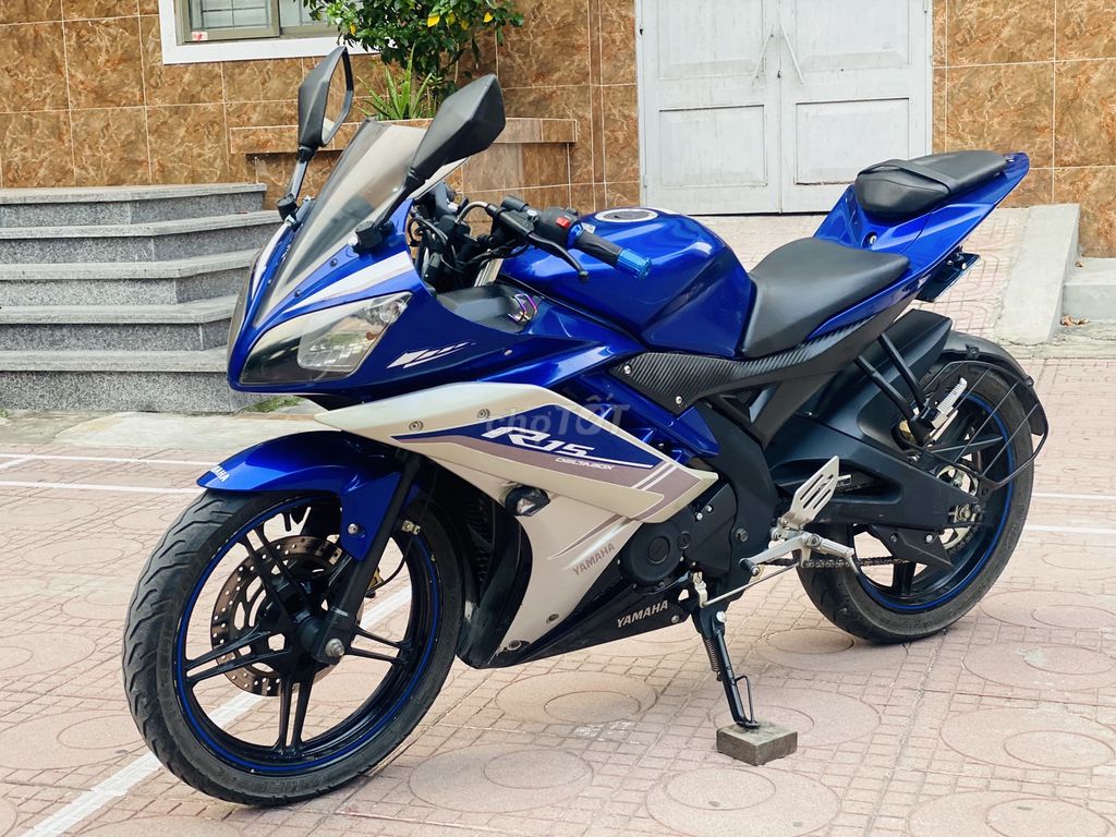 YAMAHA  R15 V2 BẢN ĐẶC BIỆT CHÍNH CHỦ ĐK 2018. Mua bán Xe máy tại Quận Nam Từ Liêm Hà Nội được đăng bởi LÊ THANH hình 2