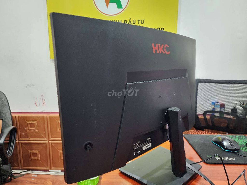 HKC 27G3F 27inch cong 144hz đẹp ngon