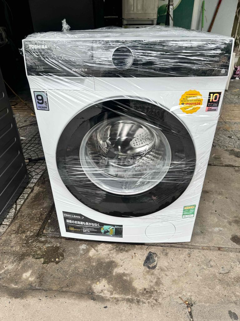 thanh lý máy giặt Toshiba inveter 9.5kg còn mới ti. Mua bán Máy giặt tại Quận Thanh Khê Đà Nẵng được đăng bởi Phúc Đỗ hình 1