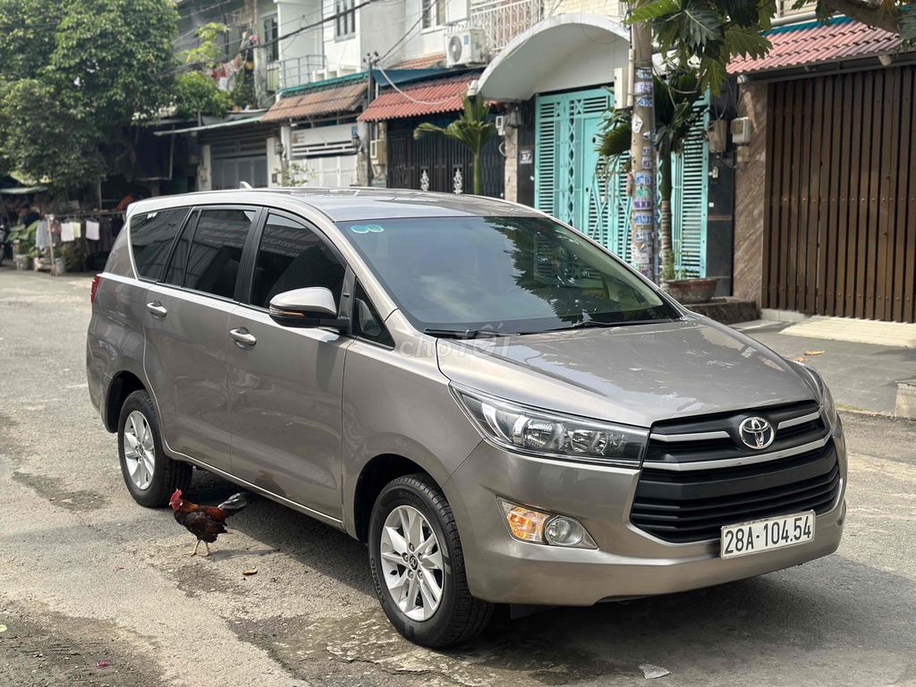 Toyota Innova 2020 2.0E - 80000 km