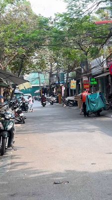 ✅️ CHÍNH CHỦ #CẦN BÁN NHÀ #THANH XUÂN BẮC 

✅️ DT 29M - 3T - 2.45 TỶ. Mua bán nhà ở tại Quận Thanh Xuân Hà Nội được đăng bởi Toản 