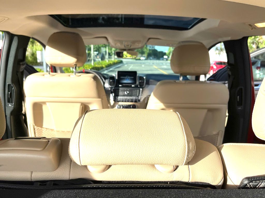 Mercedes GLE 43 AMG 4Matic màu đỏ. Mua bán Ô tô tại Quận 5 Tp Hồ Chí Minh được đăng bởi Phạm Khang hình 8