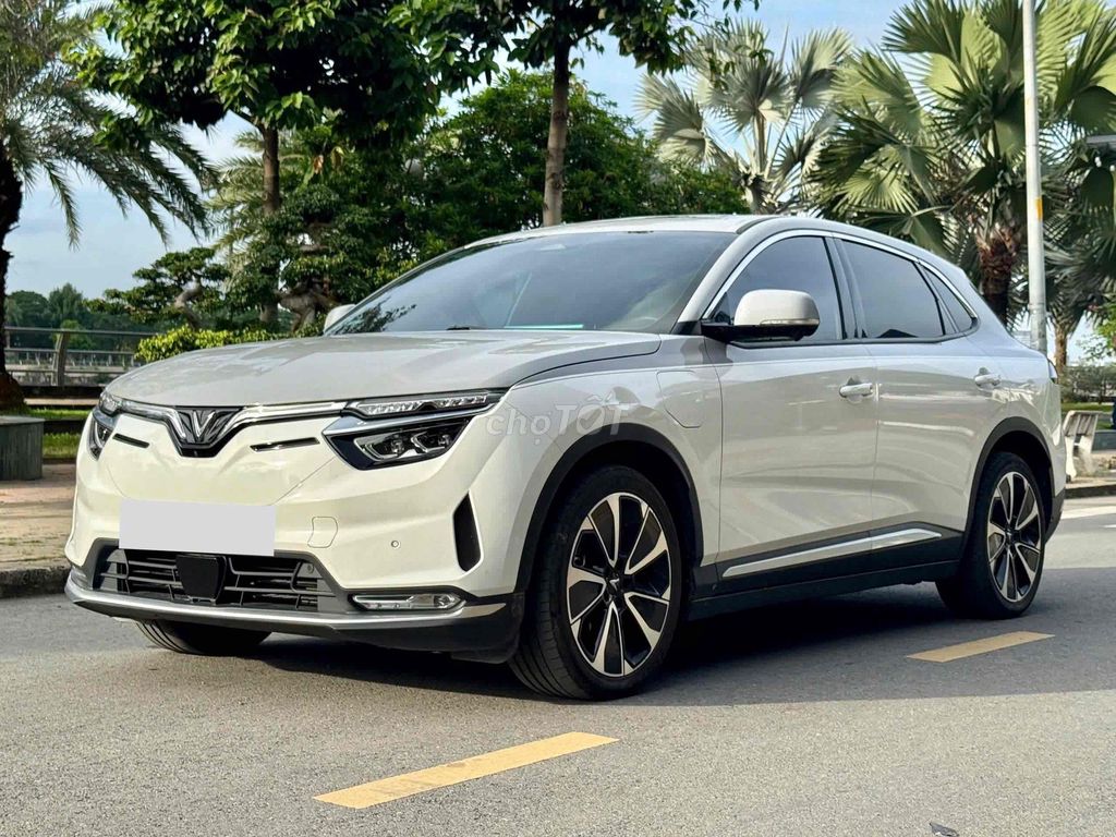 Vinfast VF8 2024 Lux Plus Trắng - 17.000km. Mua bán Ô tô tại Thành phố Thủ Đức Tp Hồ Chí Minh được đăng bởi Hồng My hình 3