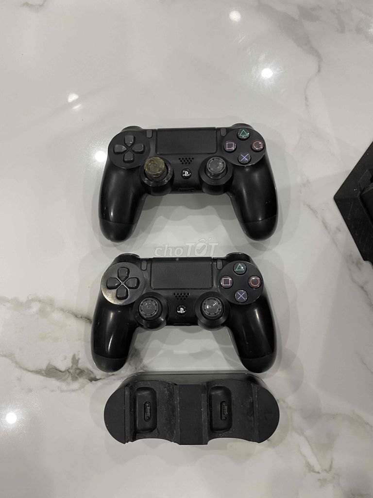 PS4 slim + 4 game, tặng dock sạc 2 tay cầm