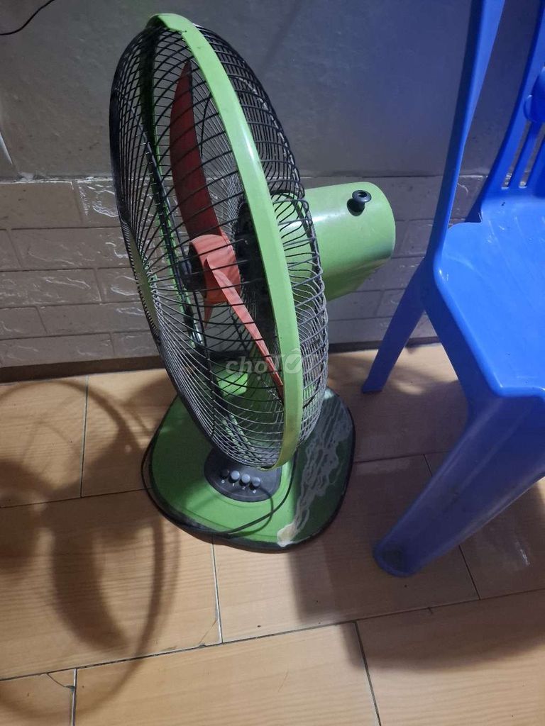 Quạt điện Xanh lá Đã qua sử dụng. Mua bán Quạt tại Huyện Thanh Trì Hà Nội được đăng bởi tronghuan868 hình 1