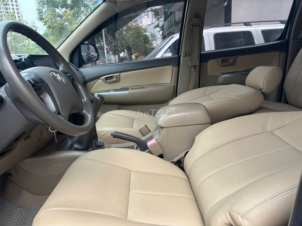 Toyota HILUX 2012 Phom Mới Chính Chủ