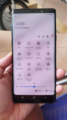 Samsung Note 9 cài hack định vị GPS