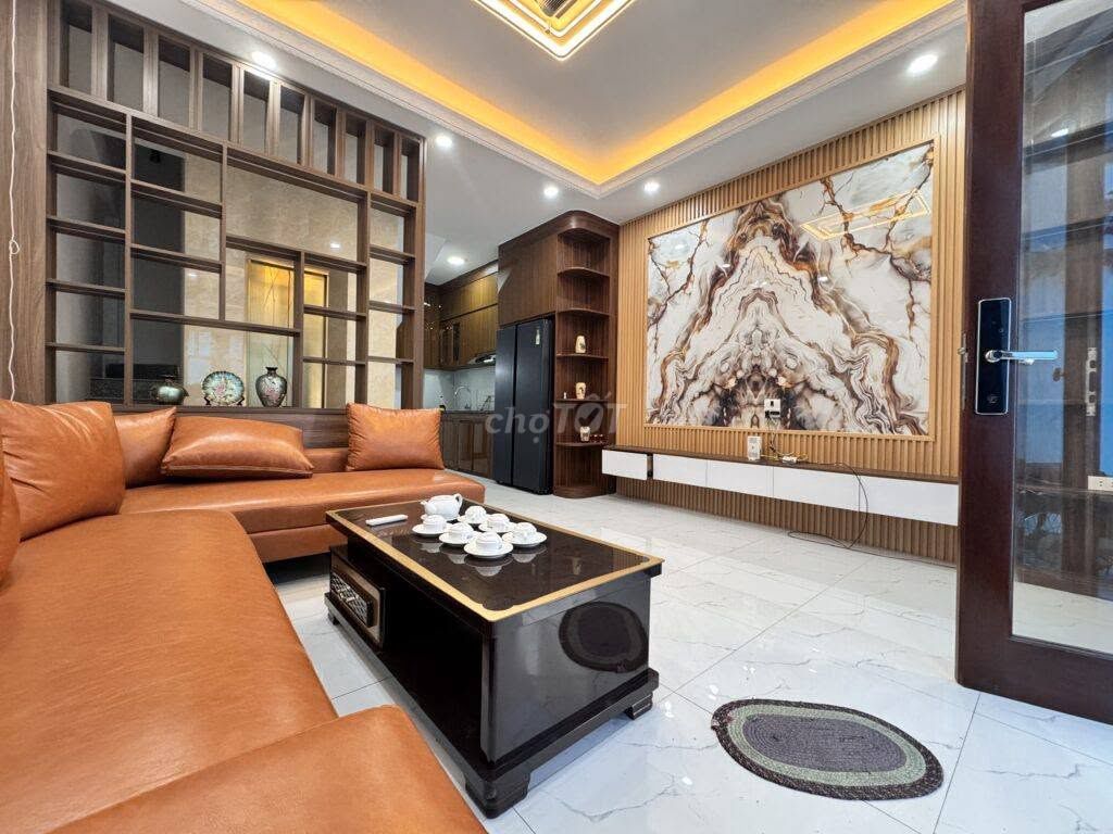 Cho thuê nhà nguyên căn Nam Dư có thang máy - ảnh 4
