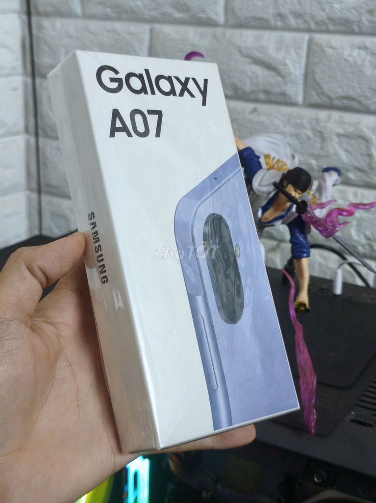 Samsung Galaxy A07 128GB NewSeal Mới. Mua bán Điện thoại tại Thị xã Hương Thủy Thừa Thiên Huế được đăng bởi XiÁoMì Android Phone  hình 1
