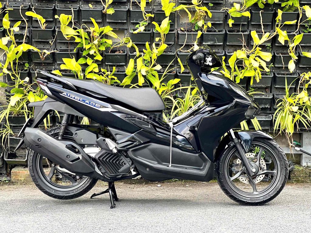 AB 125 4val 2022 máy móc nguyên zin - chính chủ. Mua bán Xe máy tại Quận 12 Tp Hồ Chí Minh được đăng bởi CHXM Phương Nam Chuyên Bán Xe Trả Góp Bao Nợ Xấu hình 11