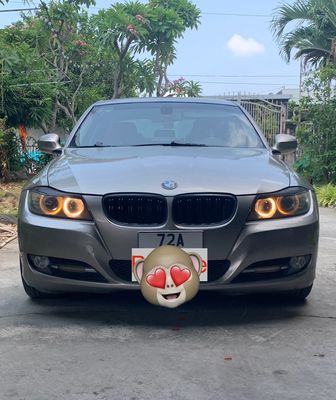 BMW 320i Vàng cát ( ghi ) ,5 chỗ