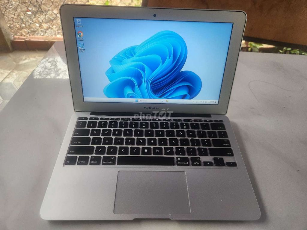 macbook air 11 in. Mua bán Laptop tại Huyện Bình Chánh Tp Hồ Chí Minh được đăng bởi Linh hình 1