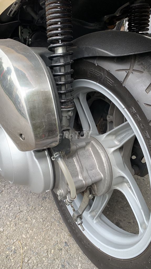 Sh nhập ý.máy zin,hồ sơ cầm tay.ít sd. Mua bán Xe máy tại Quận Kiến An Hải Phòng được đăng bởi Tuan hình 6