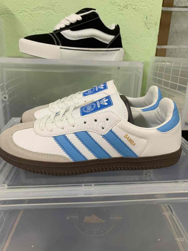 Giày thể thao Adidas Samba Trắng. Mua bán Giày dép tại Quận Đồ Sơn Hải Phòng được đăng bởi 黃嘉義 hình 1