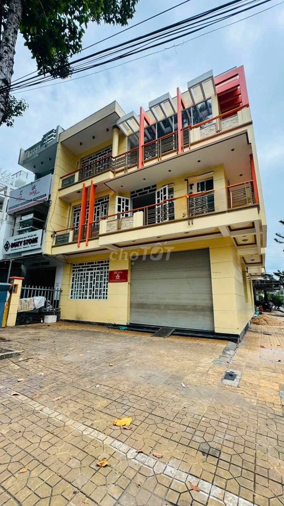 cho thuê nhà góc 2 mặt tiền trục chính kdc 91b, đường nguyễn hiền
