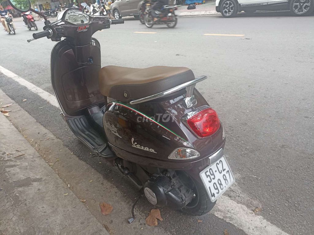 Vespa Piaggio LX Fi fun xăng 2012. Mua bán Xe máy tại Quận 10 Tp Hồ Chí Minh được đăng bởi văn phúc  hình 6