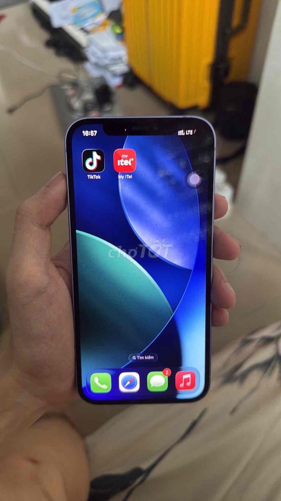 Apple iPhone 12 64GB Tím. Mua bán Điện thoại tại Quận Tân Phú Tp Hồ Chí Minh được đăng bởi Gia Bảo hình 1