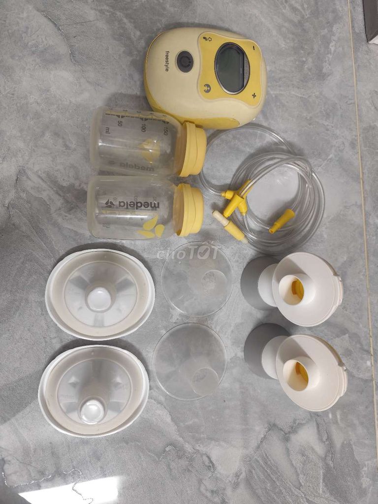 Máy hút sữa Medela Freestyle. Mua bán Mẹ và bé tại Thành phố Bắc Ninh Bắc Ninh được đăng bởi Lê Nhung hình 1