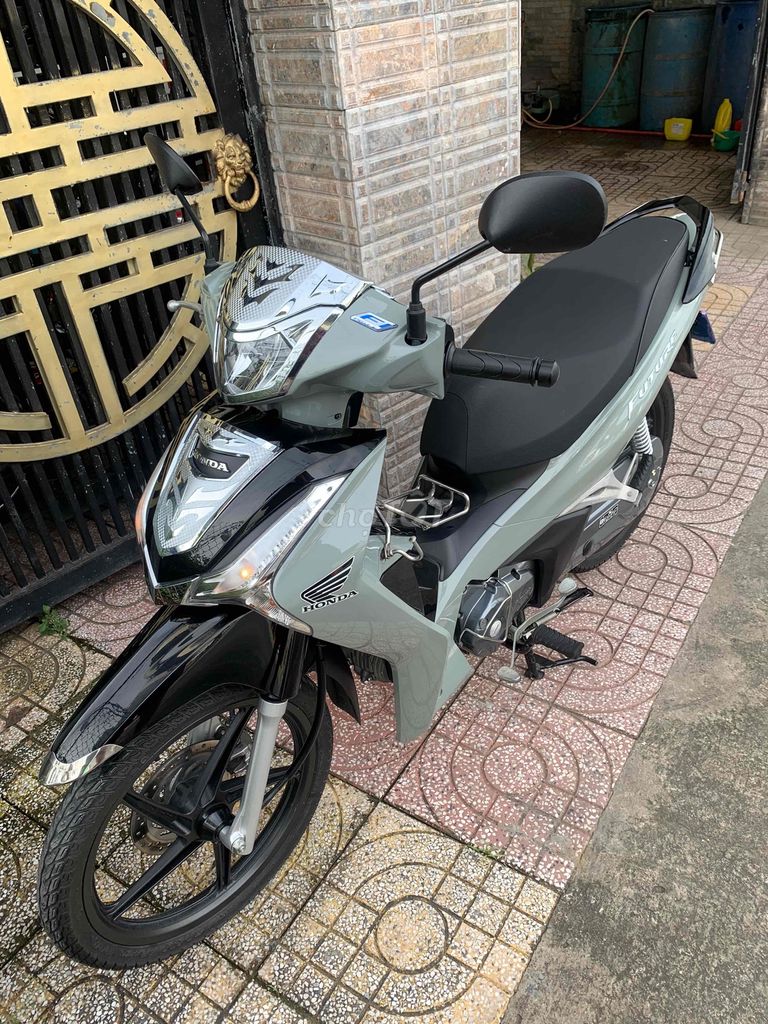 Future Led Fi 2023 xám xi măng odo thấp lướt. Mua bán Xe máy tại Quận Thốt Nốt Cần Thơ được đăng bởi Cầm Đồ Thành Chánh  hình 2