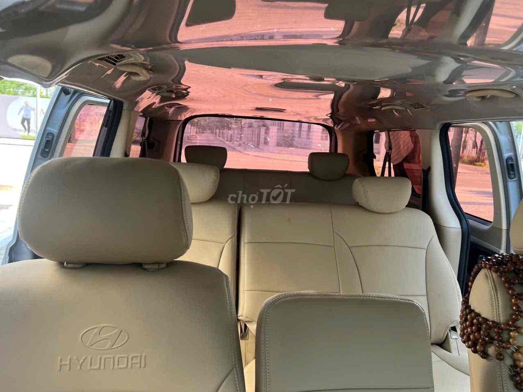 Hyundai Grand Starex 2011 - 9 chỗ. Mua bán Ô tô tại Quận Hà Đông Hà Nội được đăng bởi Hiệp Xoăn Hà Đông hình 16