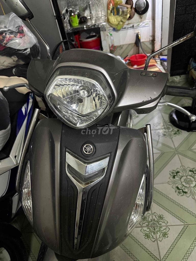 bà chị mua xe khác nên cần bán ạ. Mua bán Xe máy tại Quận Tân Bình Tp Hồ Chí Minh được đăng bởi gia phúc hình 4