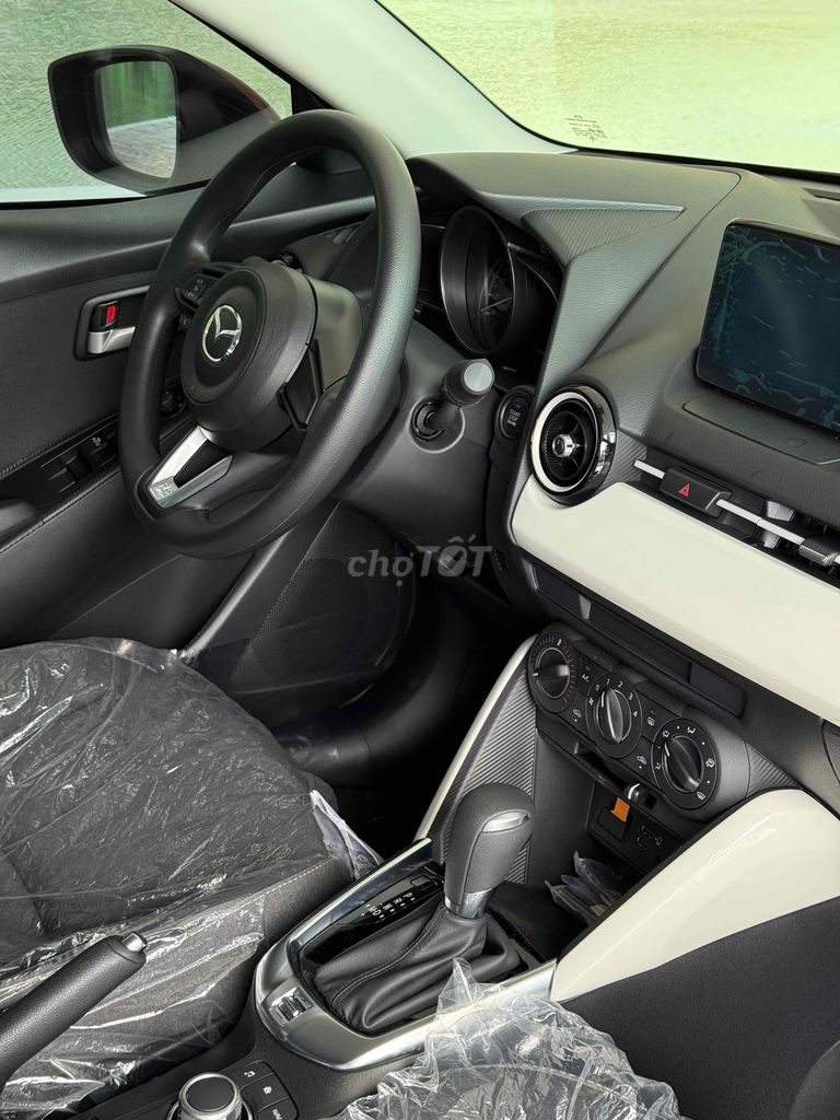 Mazda2 Deluxe NHẬP THÁI 123tr nhận xe KO PS. Mua bán Ô tô tại Quận Cái Răng Cần Thơ được đăng bởi Trang KIA MAZDA CẦN THƠ hình 9