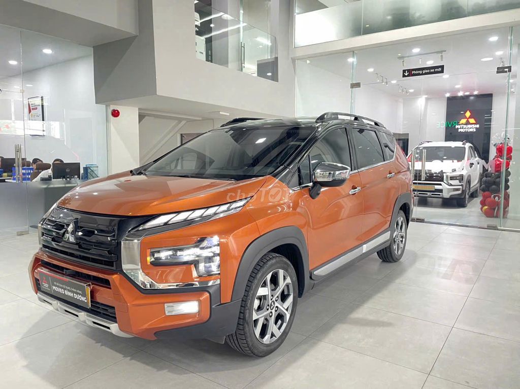Mitsubishi Xpander Cross 2023 ĐKLĐ 2024. Mua bán Ô tô tại Thành phố Thủ Dầu Một Bình Dương được đăng bởi Quang Thế hình 3