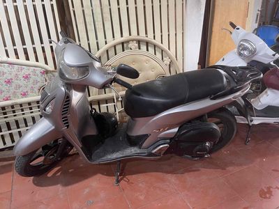 Honda SH Bạc
