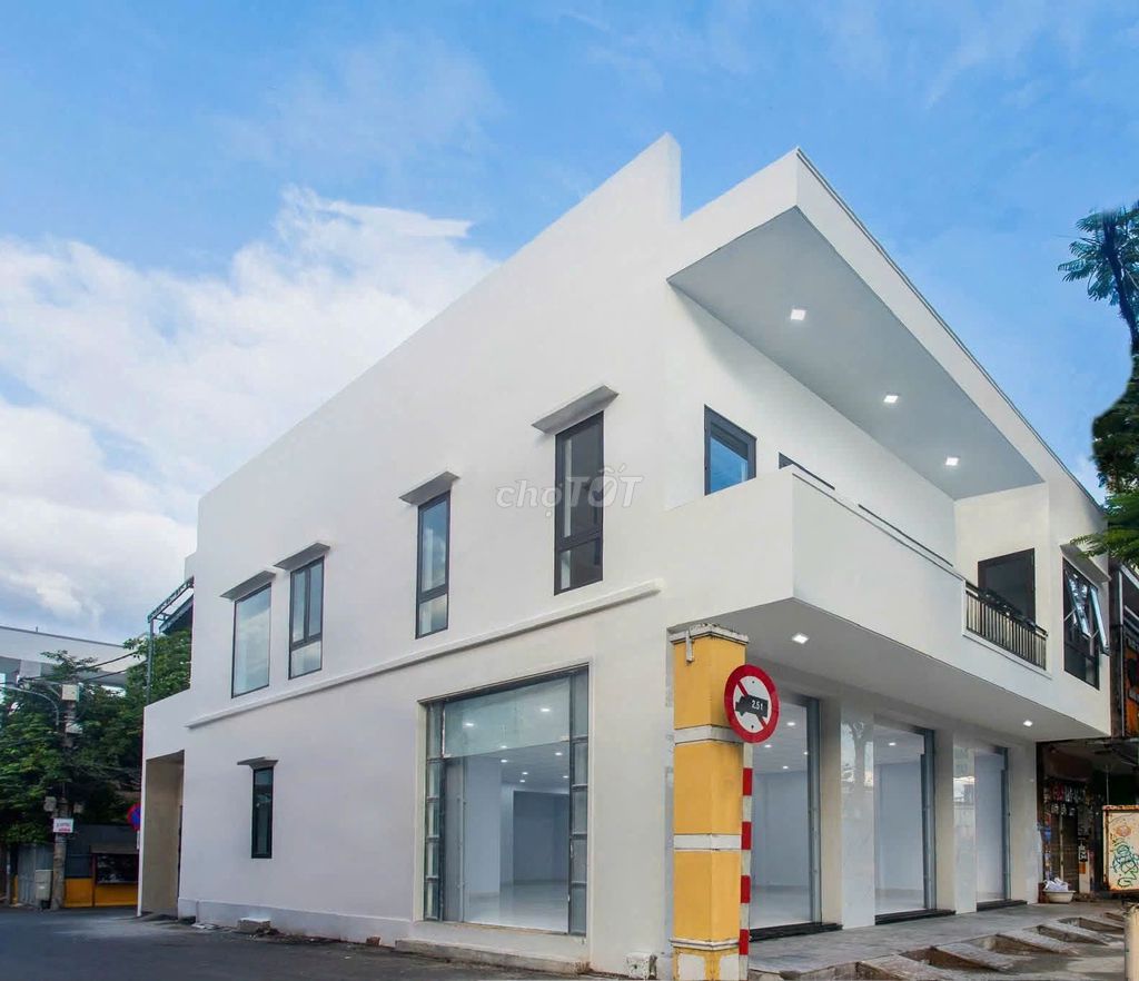 Cho Thuê Mặt bằng 140m2 - Góc 2MT đường Ngũ Hành Sơn, gần Phan Tứ
