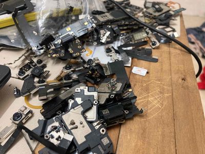 Loa trong ngoài iphone 11 12 13 14 15 zin máy. Mua bán Linh kiện (RAM, Card...) tại Quận Tân Phú Tp Hồ Chí Minh được đăng bởi Min Min