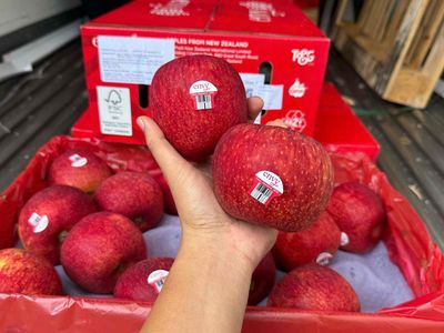 TUYỂN 3 NHÂN VIÊN GIAO HÀNG XE MÁY - ĐI LÀM NGAY