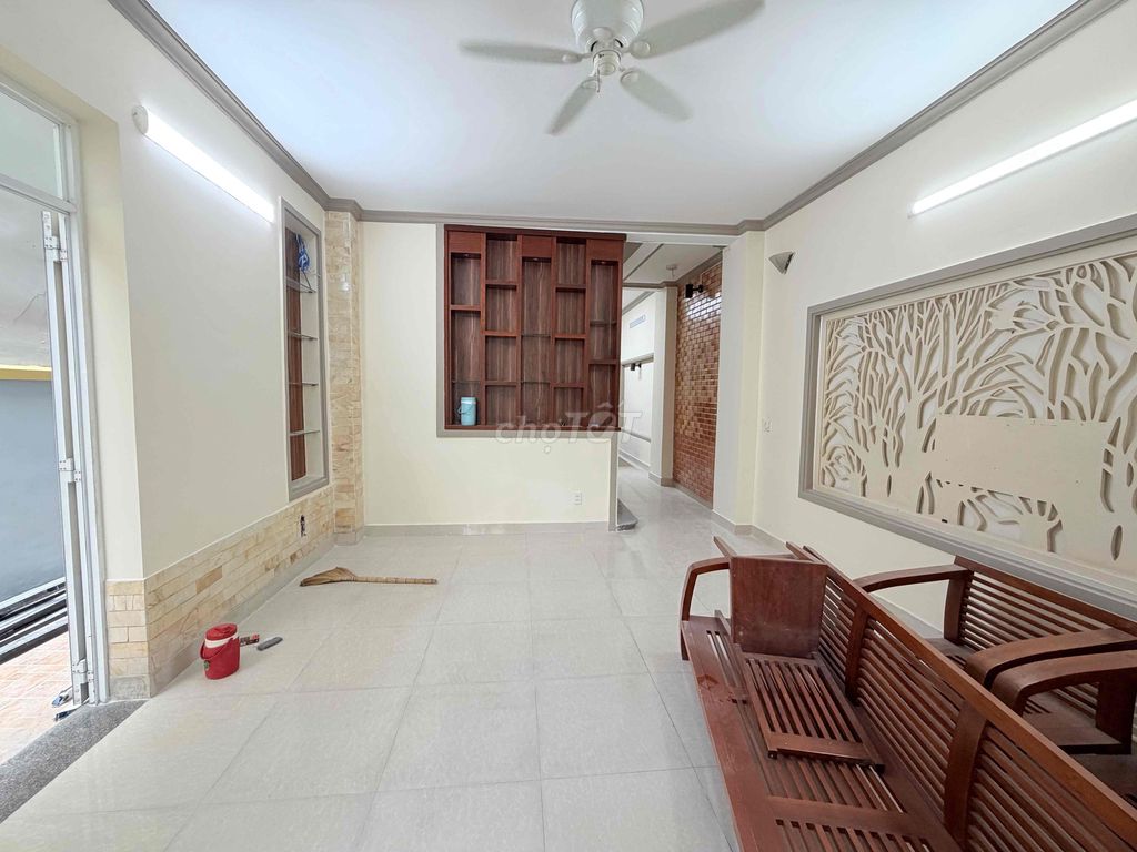 Аренда · 3 комн. · 90 м² · Quận 7, ул. Đường Số 53