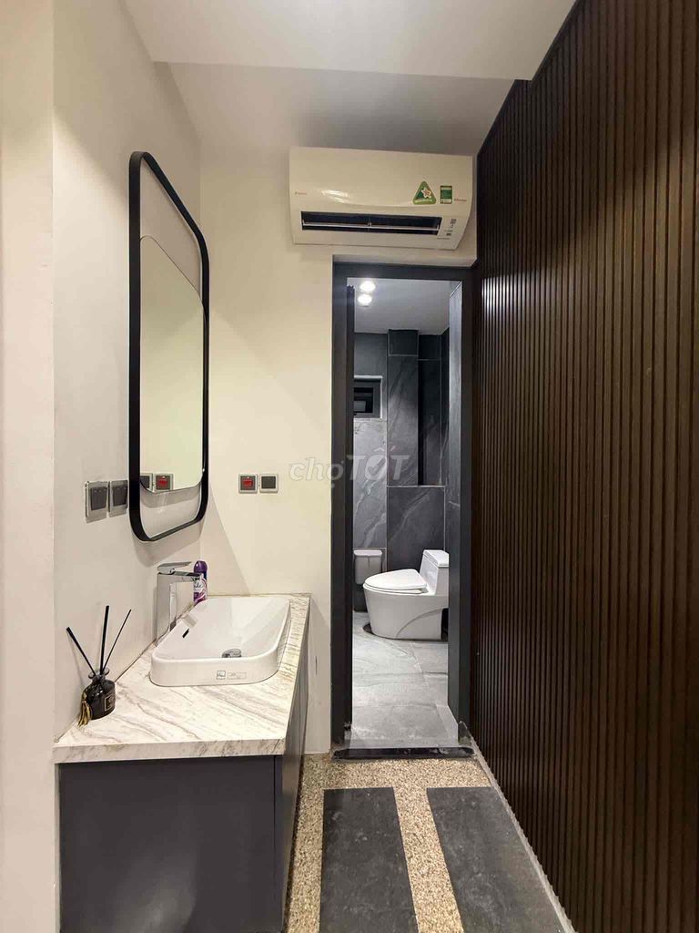pass lại phòng do chuyển qua nhà mới