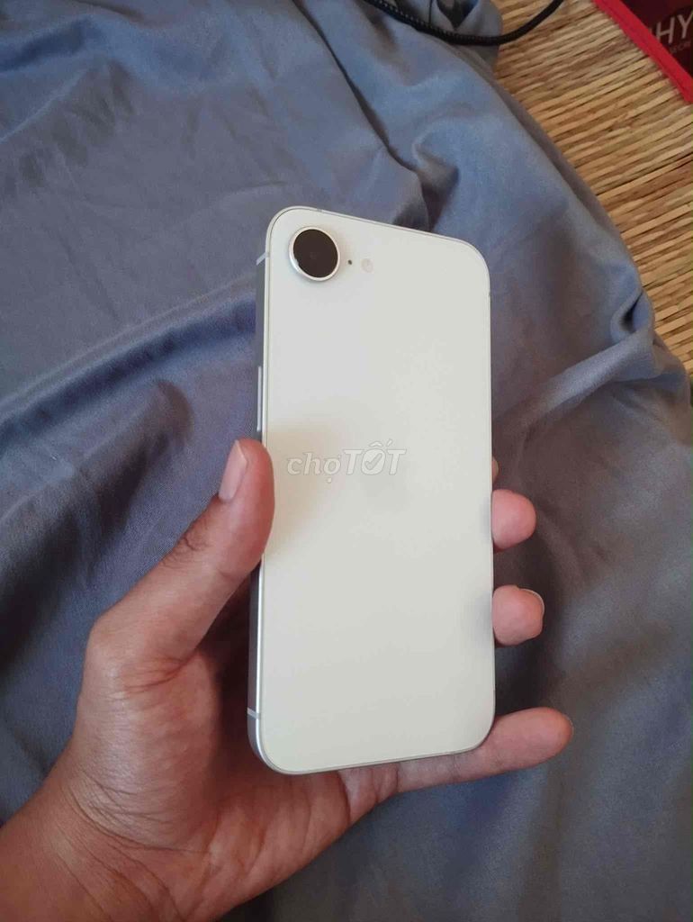 iPhone 16e 128GB Trắng. Mua bán Điện thoại tại Thành phố Bạc Liêu Bạc Liêu được đăng bởi Việt Đức hình 1