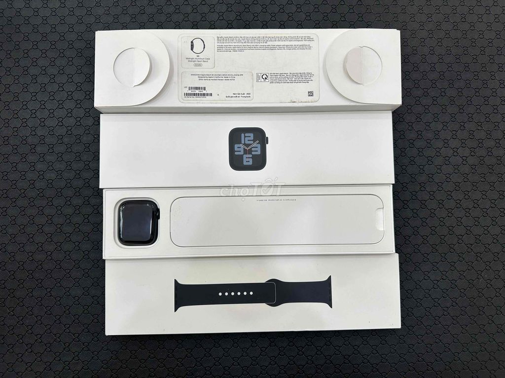 Apple watch Se2/44mm đen fullbox zin đầy đủ pk