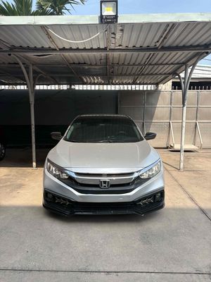 Honda Civic 2019 1.8E Bạc 73.000 km