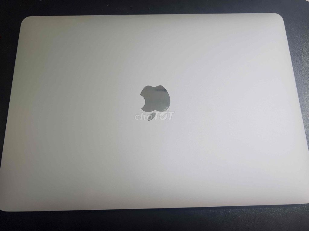 Apple MacBook Pro 2017 Bạc. Mua bán Laptop tại Huyện Bình Chánh Tp Hồ Chí Minh được đăng bởi Phát Lý hình 1