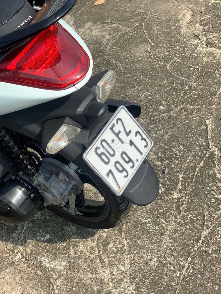 Xe máy Yamaha Janus 2018 màu trắng đen. Mua bán Xe máy tại Huyện Trảng Bom Đồng Nai được đăng bởi Của Hàng Xe Máy U Phong hình 10