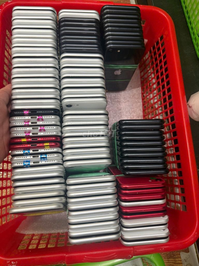 🤡iphone se 2 2020 64gb zin phẩy không lỗi gì . Mua bán Điện thoại tại Quận Hoàng Mai Hà Nội được đăng bởi Nguyễn Vũ hình 1