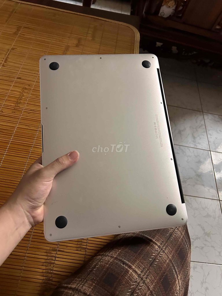 Apple MacBook Air 2015 Bạc. Mua bán Laptop tại Quận Nam Từ Liêm Hà Nội được đăng bởi Tên chưa cung cấp hình 1