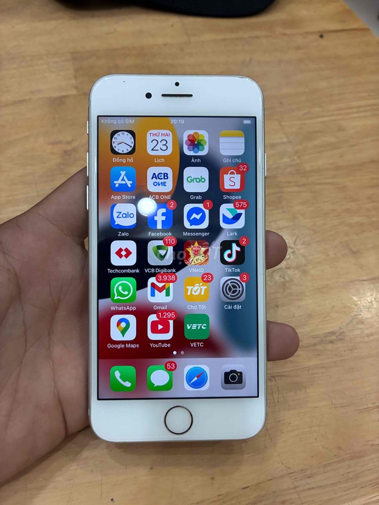 iPhone 7 32GB quốc tế pin 84%. Mua bán Điện thoại tại Quận Bình Tân Tp Hồ Chí Minh được đăng bởi Tường Thành hình 1