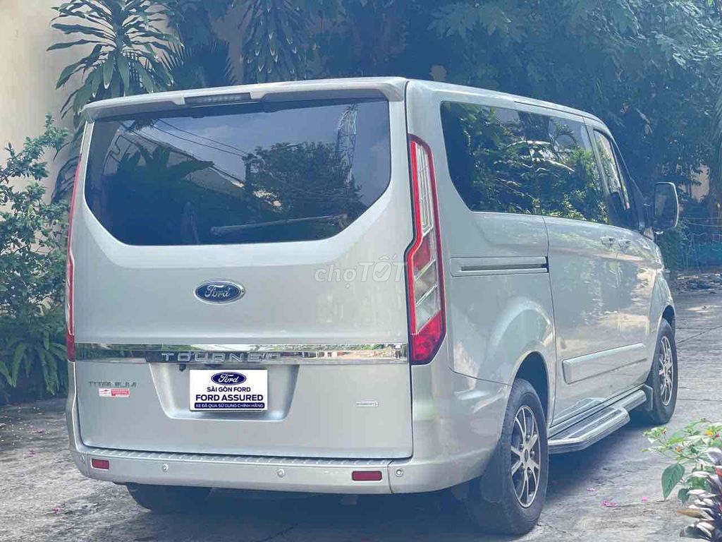 Tourneo Titanium Xe Đẹp Chuẩn Bán Tại Hãng Ford. Mua bán Ô tô tại Quận Tân Bình Tp Hồ Chí Minh được đăng bởi FORD PHỔ QUANG XE CŨ hình 8