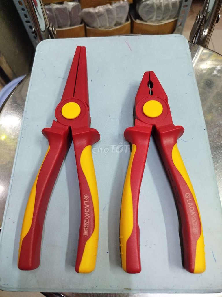 Kìm cách điện 1000V LAOA. Mua bán Đồ chuyên dụng, Giống nuôi trồng tại Quận 5 Tp Hồ Chí Minh được đăng bởi Huy hình 1