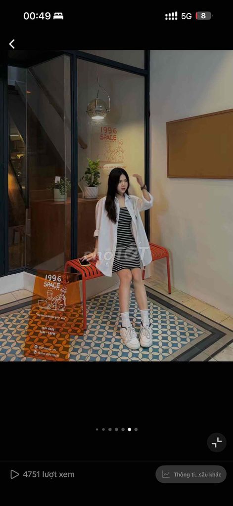Áo sơ mi nữ trắng vải hình gấu oversize. Mua bán Quần áo tại Quận 3 Tp Hồ Chí Minh được đăng bởi Anhthudayne hay Pass đồ hình 1