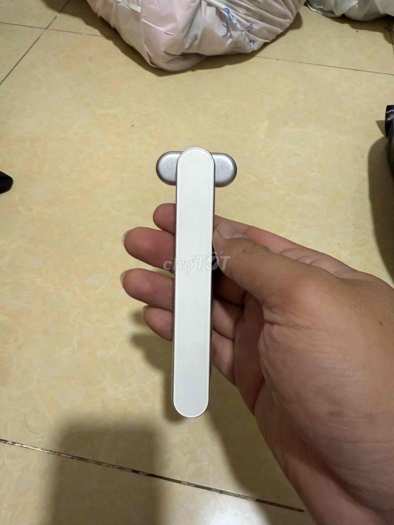 Máy ánh sáng đỏ Halio. Mua bán Phụ kiện thời trang khác tại Quận Bình Tân Tp Hồ Chí Minh được đăng bởi Quân hình 3